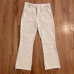 EUC mother denim hustler ankle fray getting in color ivory cream winter white